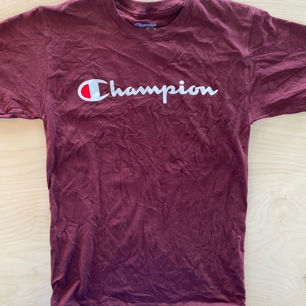 Champion Tee size Small (FZ)